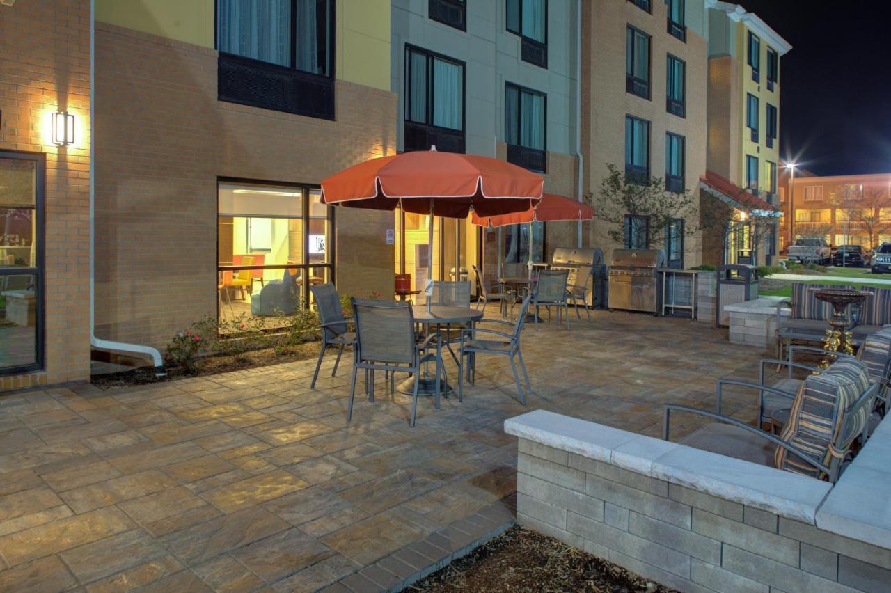 Towneplace Suites By Marriottdetroit Canton Exterior foto