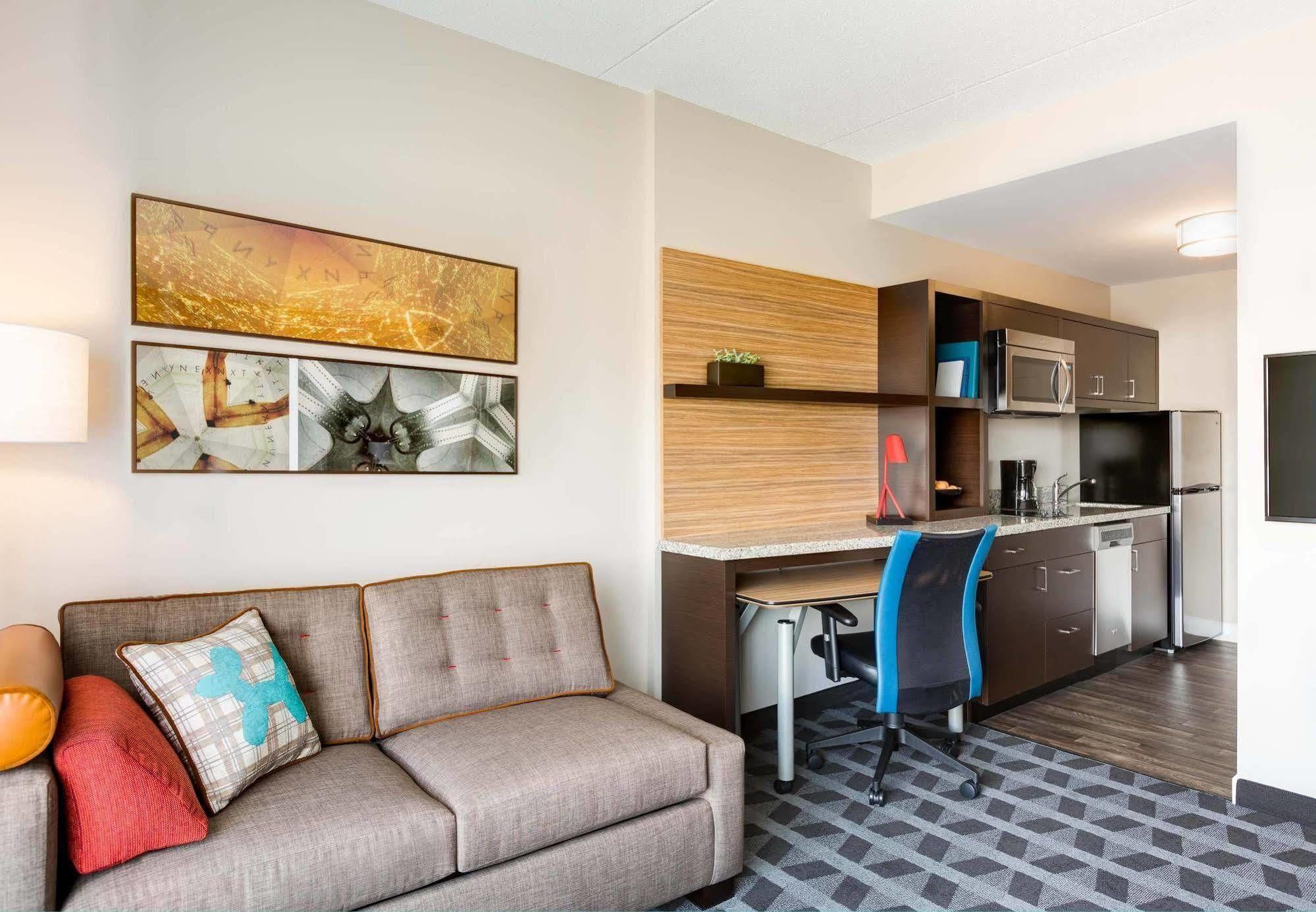 Towneplace Suites By Marriottdetroit Canton Exterior foto